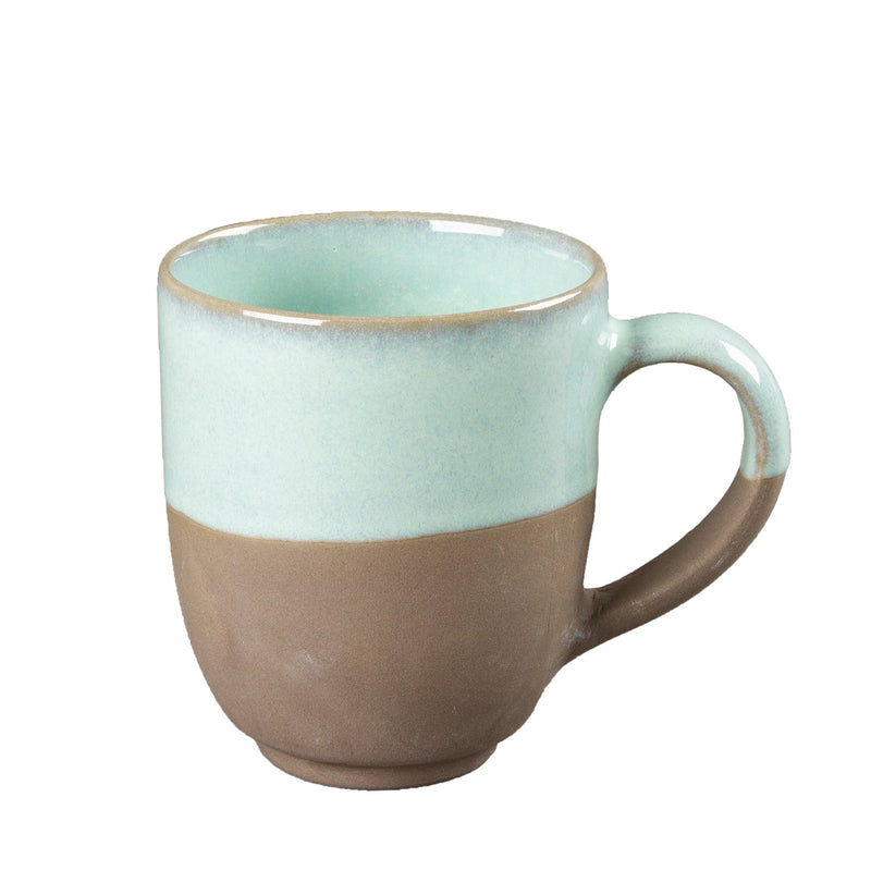 Detail der Tasse Edward mit Henkel und Glasurstruktur