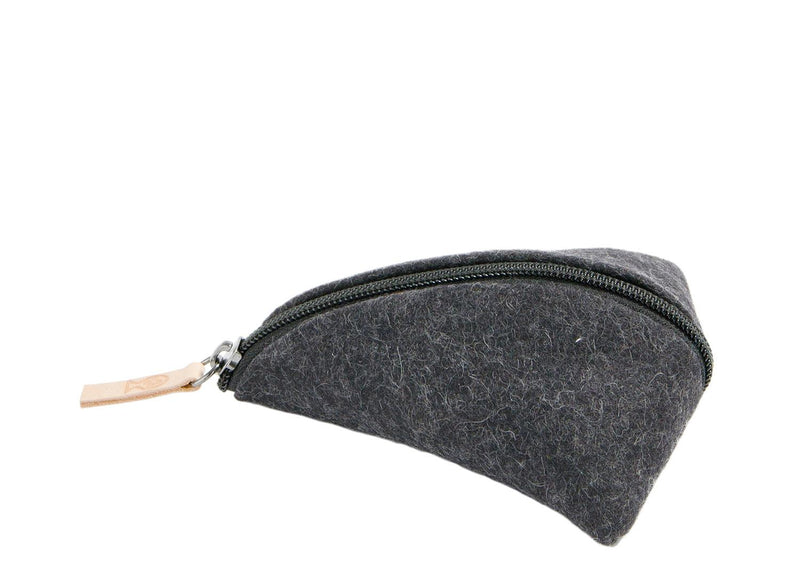 Mäppchen Beetle Klein 11cm aus weicher Schurwolle im Mini-Format