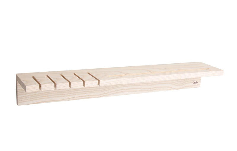 Handgefertigtes Messerboard Accomo mit feiner Holzmaserung