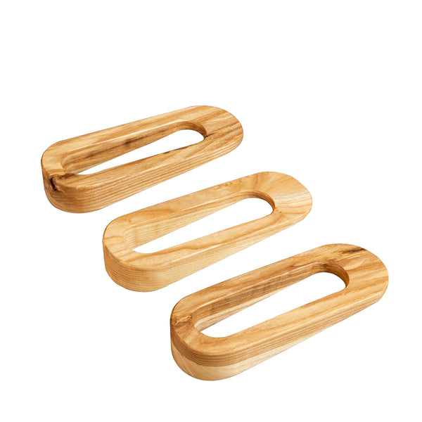 Handgefertigte Qualität des Türstoppers Keilo aus Eschenholz